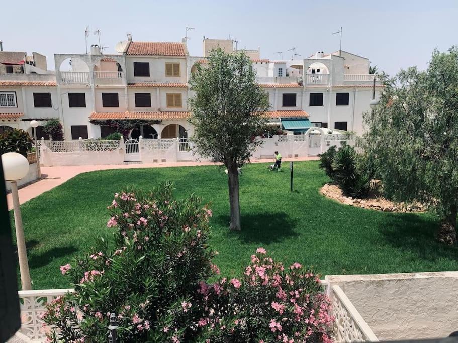 Haus Am Meer Torrevieja Buitenkant foto